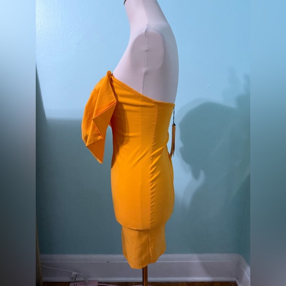 🆕 Zara One Shoulder Dress - Picture 3 of 5